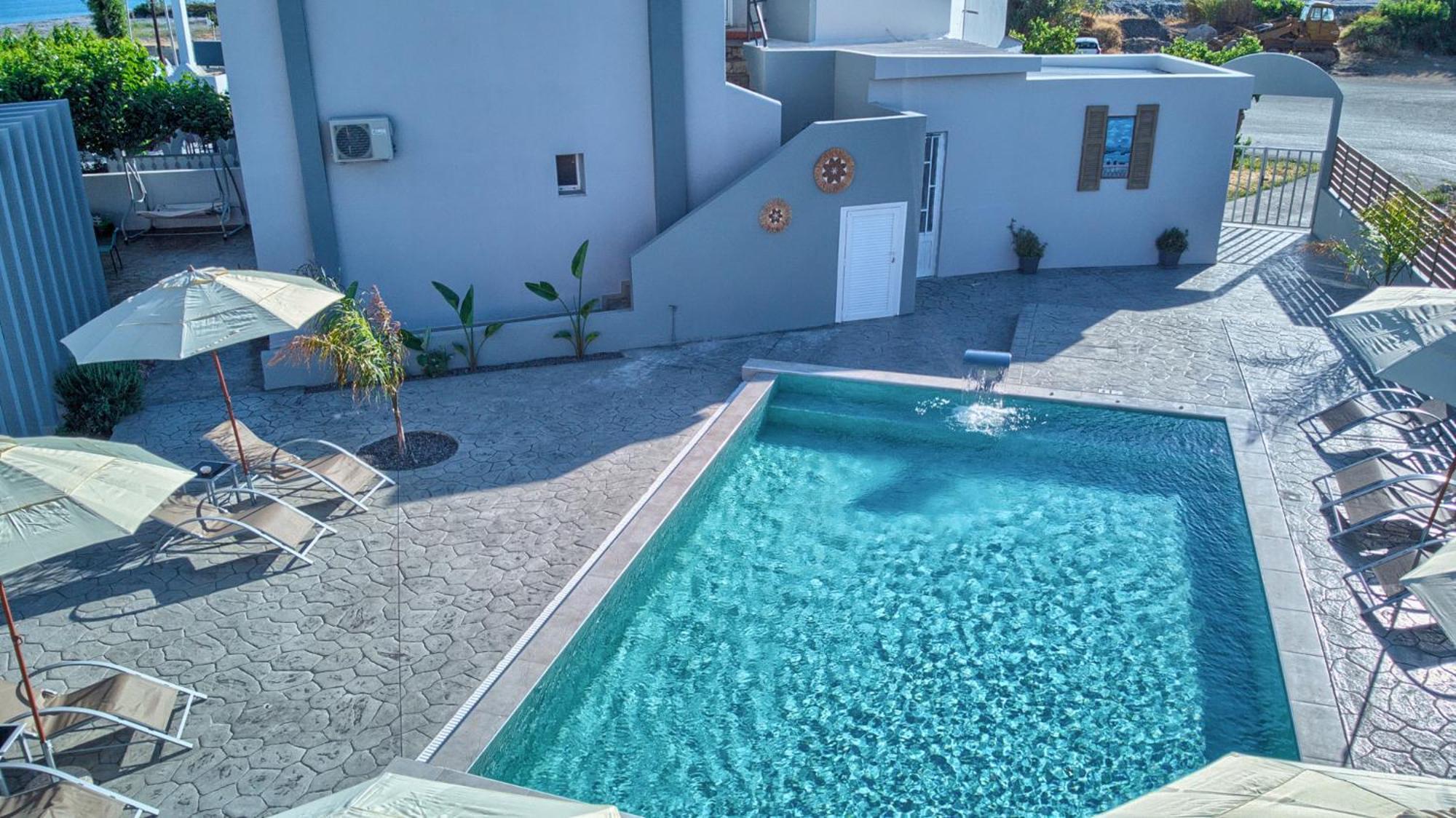Tommy'S Rooms Haraki Exterior photo
